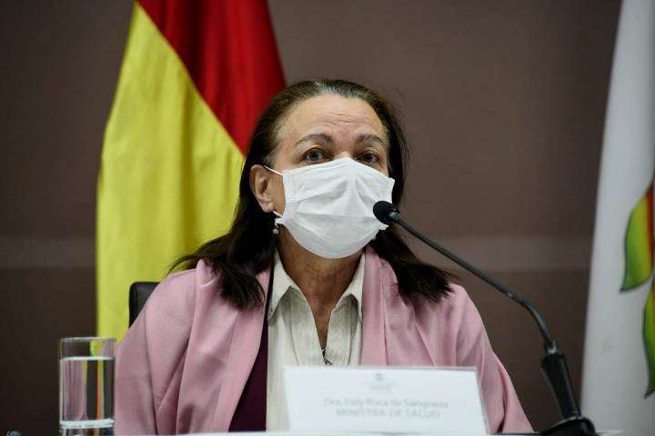 La ministra de Salud, Eidy Roca, da positivo a Covid-19