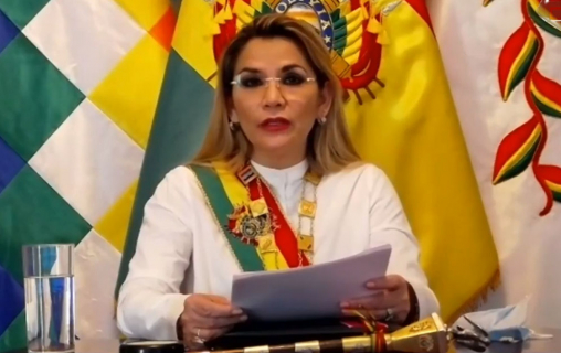 Áñez convoca a candidatos a firmar un acuerdo nacional por los bonos