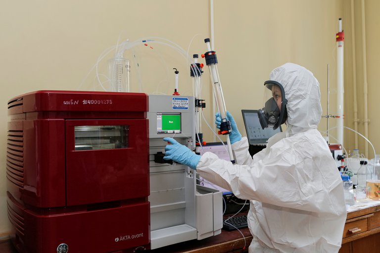 Rusia espera recibir la aprobación de su vacuna contra el coronavirus en América Latina en noviembre