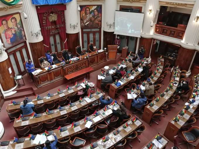 Diputados sancionan ley para que ministros censurados no ocupen cargos durante tres años