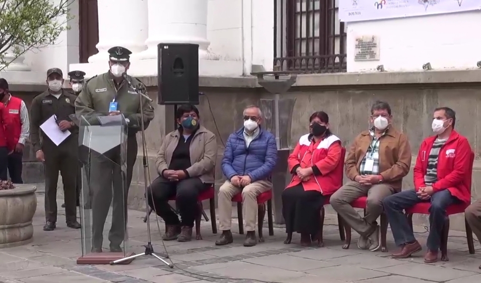 Policía y las Fuerzas Armadas inician patrullaje en Tarija para evitar la propagación del coronavirus