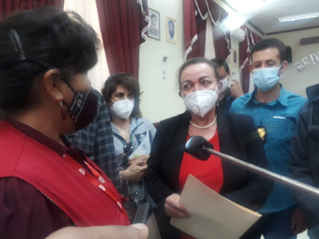 Ministra de Salud reconoce que enfermeras no ganan de acuerdo a su formación académica