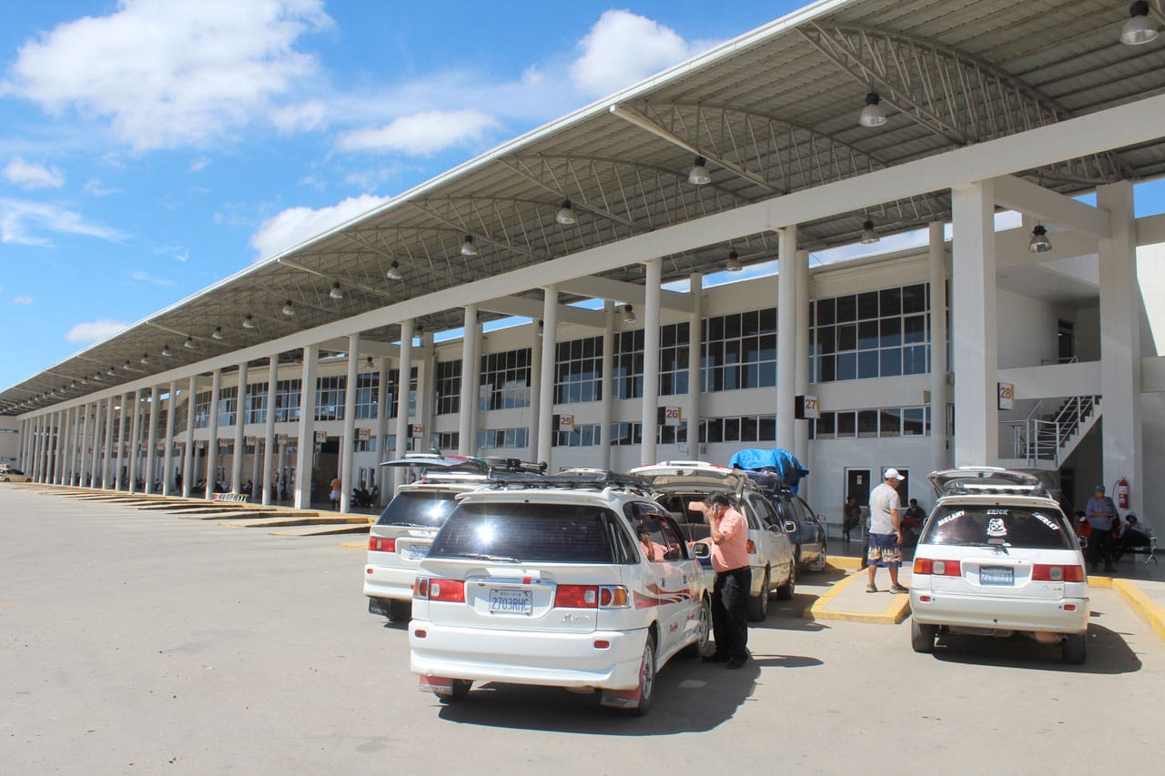 Minivans de transporte interprovincial reanudan salidas desde la terminal de Buses el 14 de septiembre