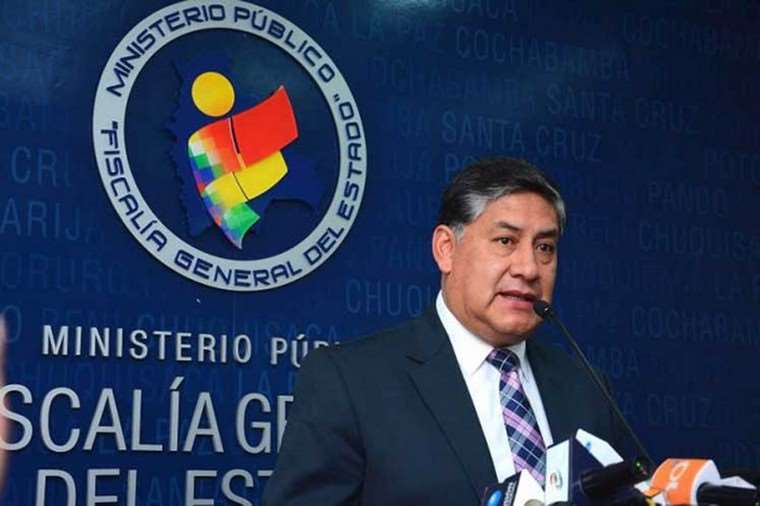 Cívicos exigen la renuncia de Lanchipa, en Sucre