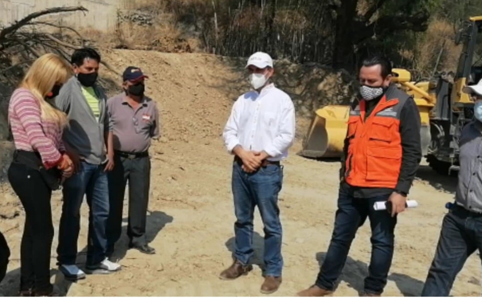 Alcaldía nivela terrenos para inicio de construcción de hospitales de 1er nivel en Tarija