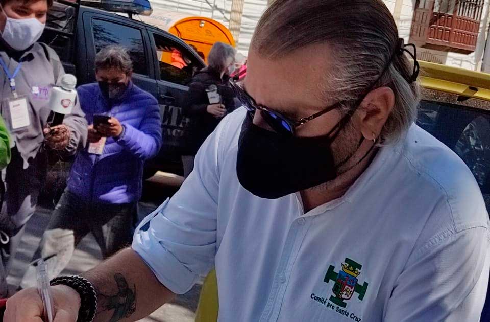 Comité Pro Santa Cruz exige suspender el cómputo oficial