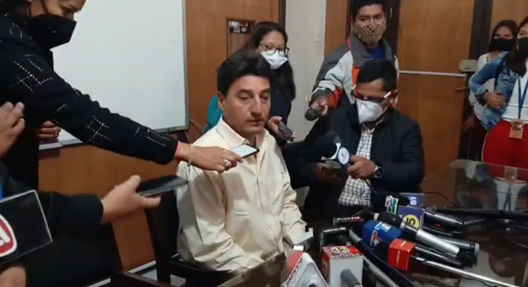 Torres denuncia ataque en redes sociales en contra de su familia tras anunciar su candidatura a la Alcaldía
