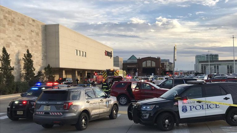 Se reportaron disparos en un centro comercial de Wisconsin en Estados Unidos: un muerto y varios heridos
