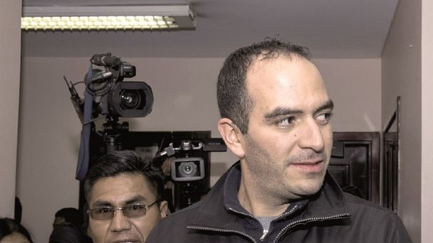 Detienen a Valda y cívicos dicen que Lanchipa los persigue
