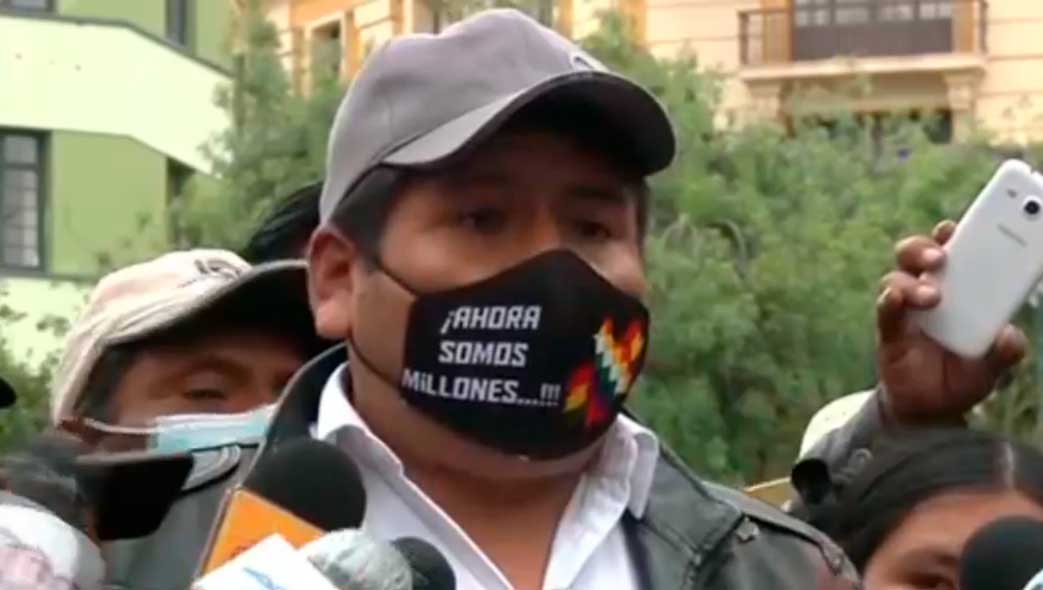 Yucra reaparece, denuncia “montaje” y da plazo para aprehender a “golpistas”