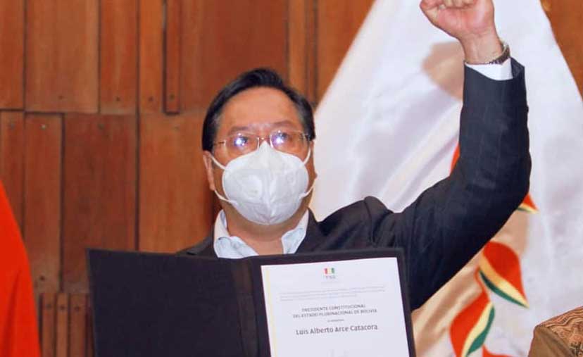 Luis Arce declara bienes por Bs 257 mil y deudas por más de Bs 1 millón