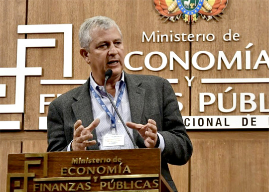 Envían informes a la Asamblea para investigar a Branco Marinkovic por caso de tierras
