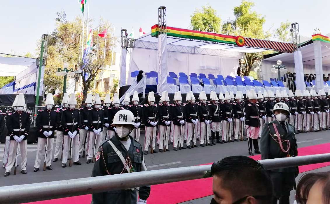 Atrapan a sujeto que se vistió de militar para ir al acto de posesión en La Paz