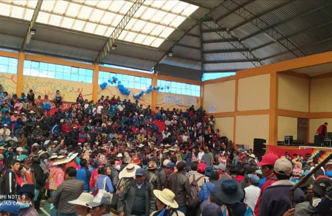 MAS en Potosí: campesinos descontentos con candidato a gobernador eligen a otro postulante