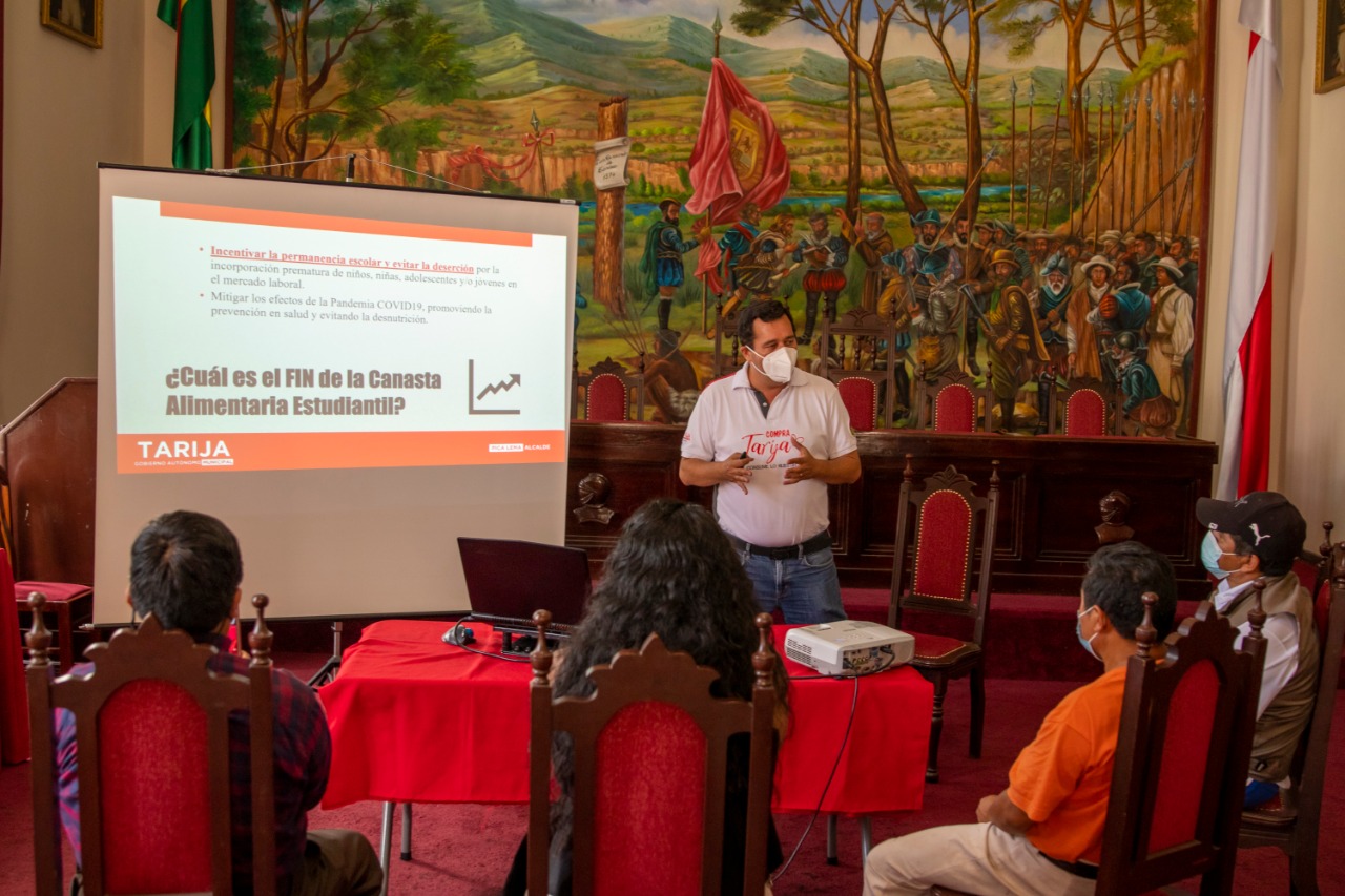 Pica Lema presenta proyecto de ley integral para el pago de la canasta alimentaria estudiantil, permanencia escolar y control de salud