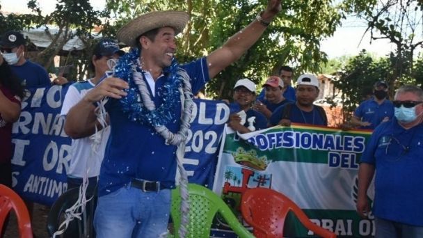 Cronenbold advierte con «bajar su candidatura» por el MAS si procesan a Camacho o disidentes