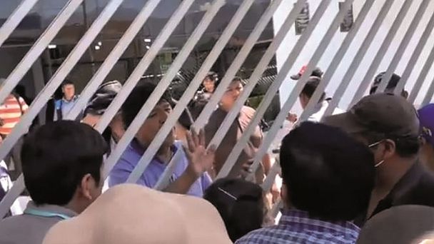 Militantes del MAS se rebelan por candidaturas en 4 plazas