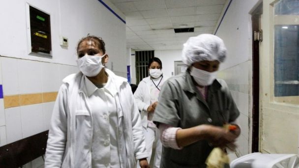 Ante rebrote, hospitales municipales de Santa Cruz están al 95% de su capacidad