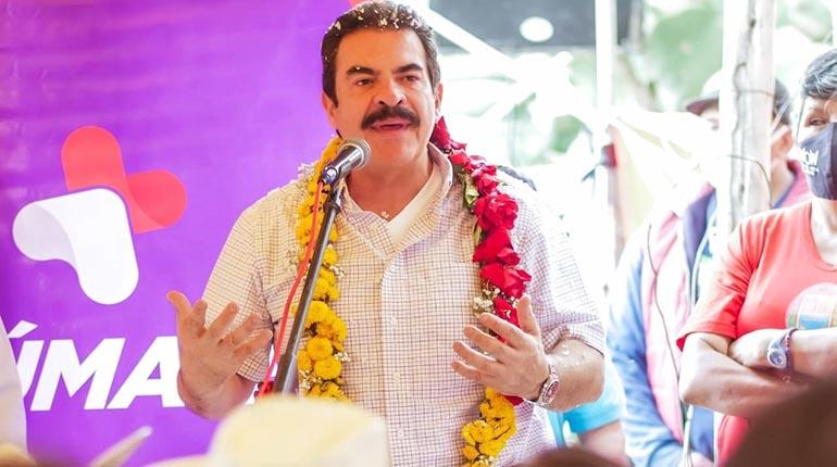 Manfred Reyes Villa da positivo por coronavirus