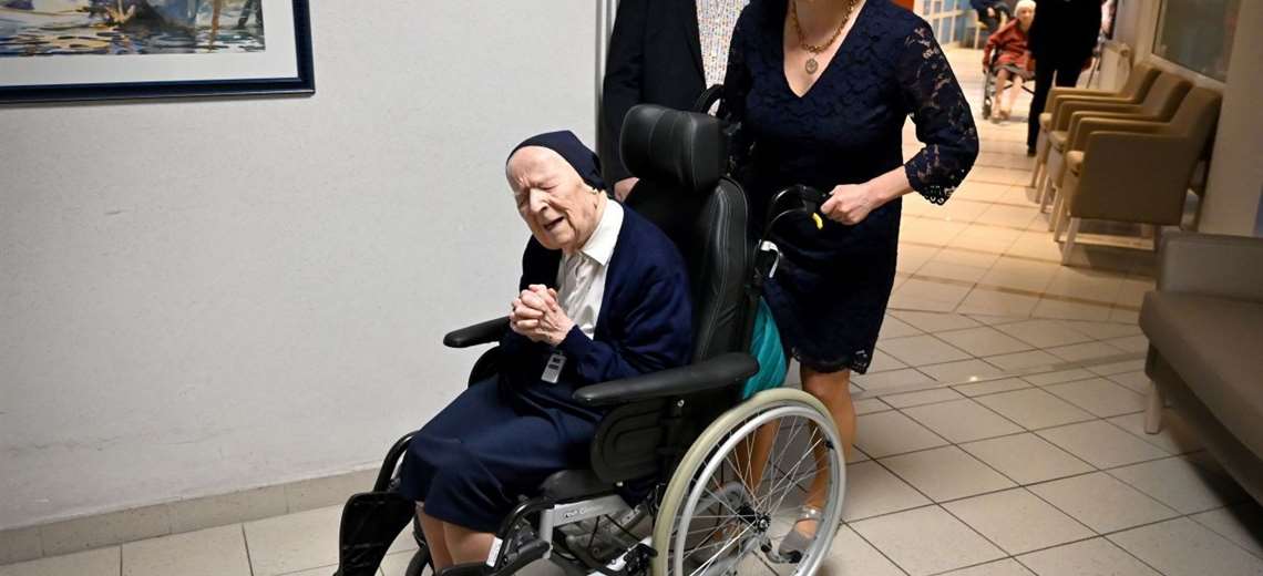 Sobrevivió al Covid-19 y a dos guerras mundiales; la historia de la mujer más longeva de Europa