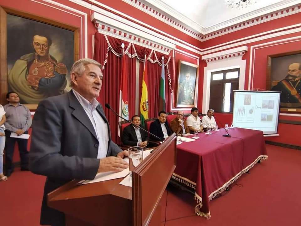 Gobernador Oliva lamenta el fallecimiento de Oscar Farfán, el delegado de la Agencia para el Desarrollo de Tarija