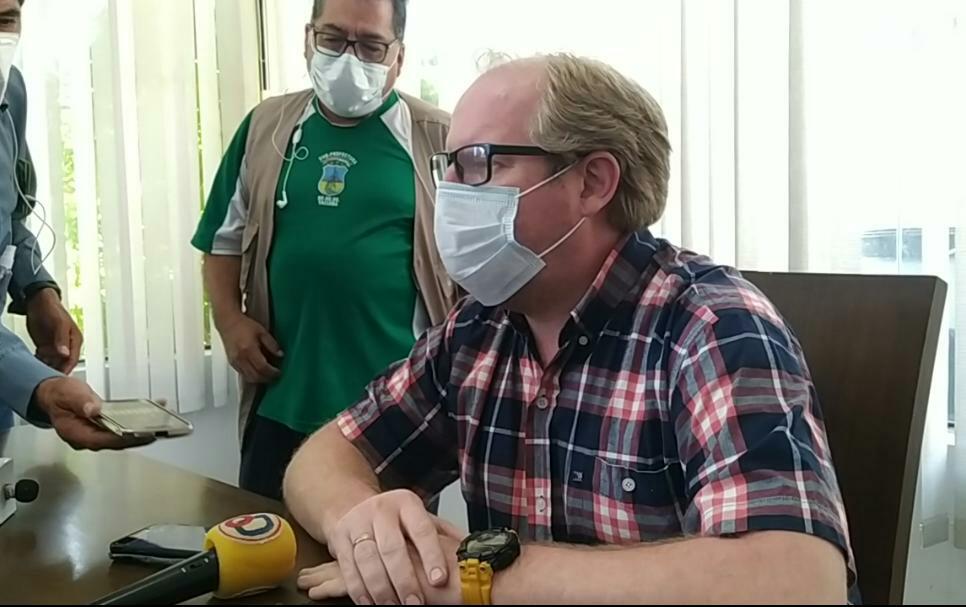 Gobernador Oliva al presidente Arce: “Trabajemos para abrir la frontera de Yacuiba y Bermejo”