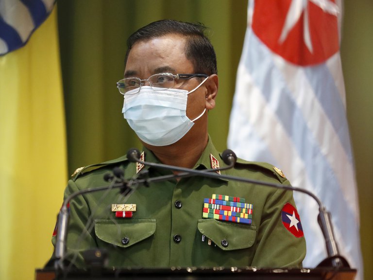 Golpe de Estado en Myanmar: el ejército detuvo a varios políticos y líderes civiles