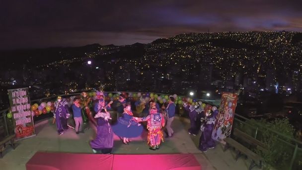 Carnaval con barbijo: la fiesta se vive en línea y por televisión
