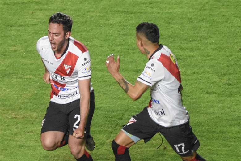 Gran debut de Always Ready en Copa Libertadores de América con victoria sobre el Internacional
