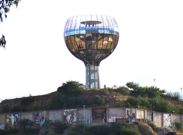 Para promover el mirador de “La Copa” la Alcaldía de Tarija lanza concurso de fotografía “Abril de los Sueños”