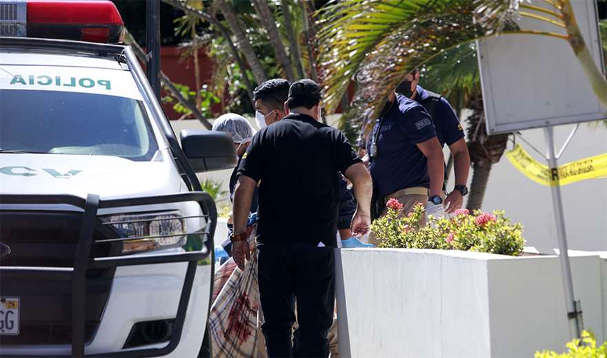 Forenses detectan violencia en cuerpos de jóvenes antes de la caída de un edificio