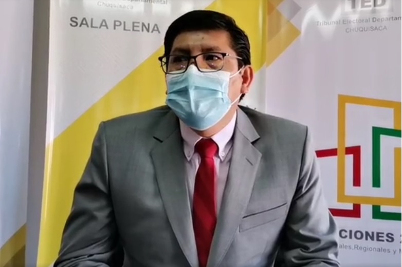 Wilfredo Cervantes renuncia a la vocalía y presidencia del TED Chuquisaca