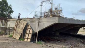 Suman las denuncias en el caso de la construcción del puente 4 de Julio