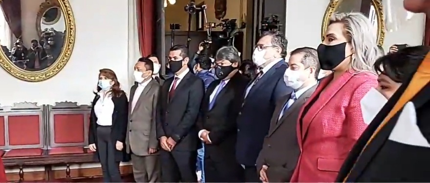 Alcalde de Tarija posesiona a secretarios y directores que lo acompañarán en su gestión