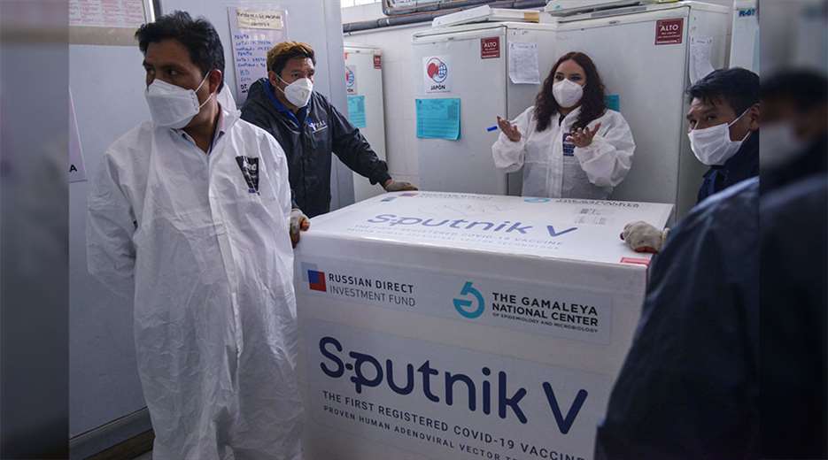 Ministro de Salud pidió a la India 5 millones de vacunas a través de intermediarios