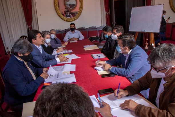 Alcalde Johnny Torres inicia coordinación financiera con el Gobierno Nacional