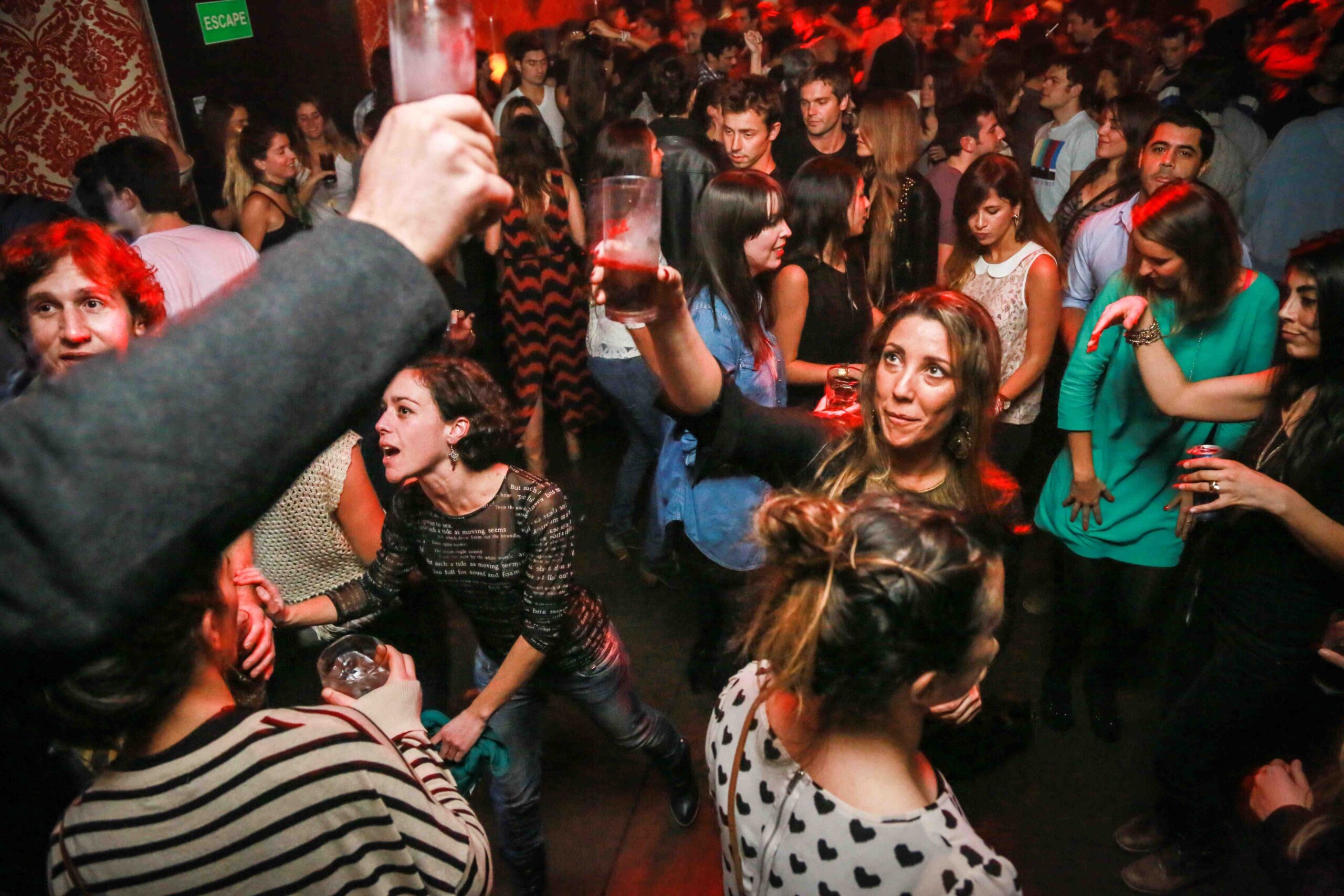 En el punto más alto del COVID-19 los DJs piden volver a fiestas en Tarija