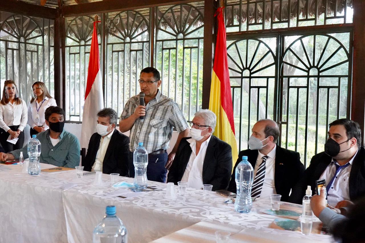 Gobernador y alcaldes fortalecerán trabajo entre empresarios bolivianos y paraguayos