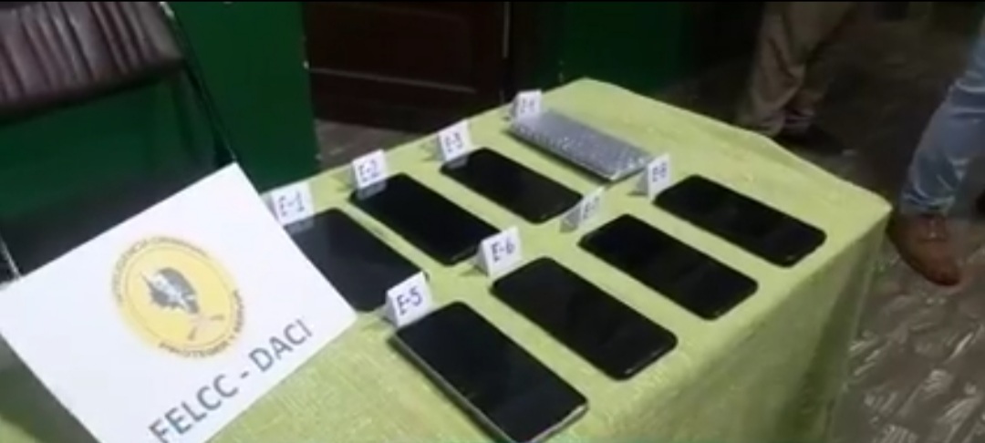 La Felcc de Tarija recupera ocho celulares robados y aprehende a encargado de comercializarlos