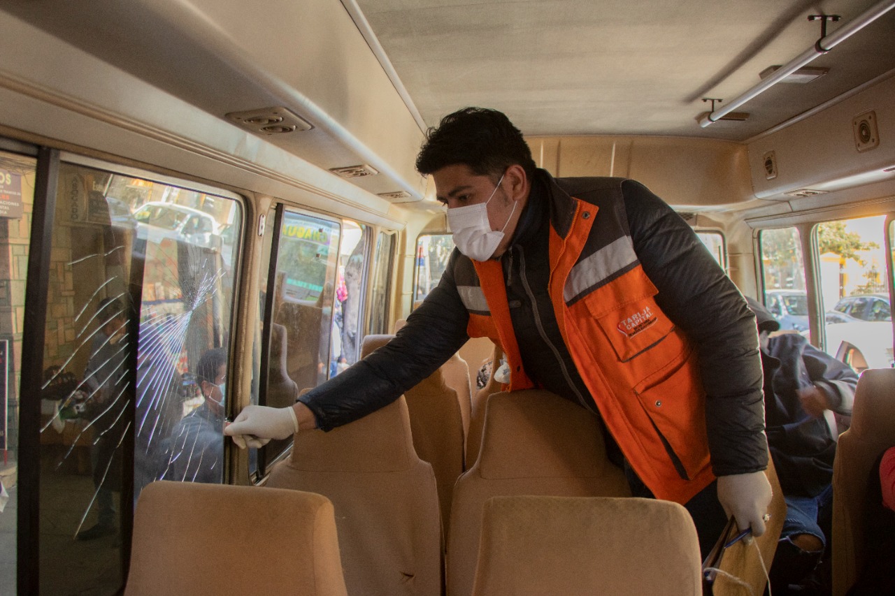 Alcaldía pone en marcha plan de acción para controlar el tema de bioseguerisad en el transporte público de Tarija