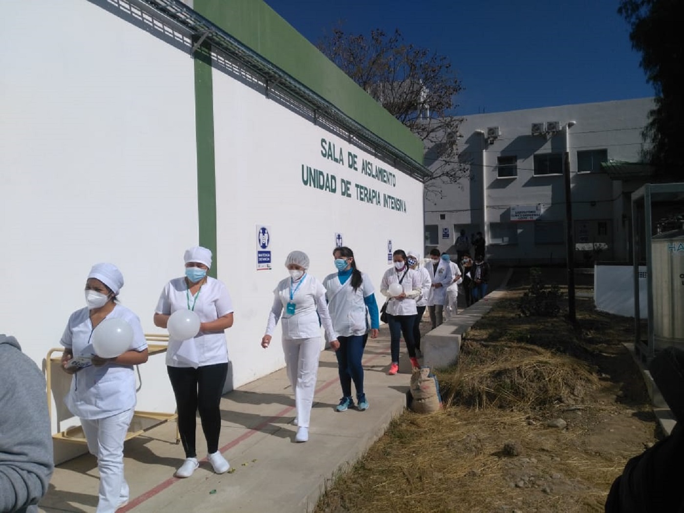 Trabajadores de salud de Tarija en estado de emergencia por anuncios de despido