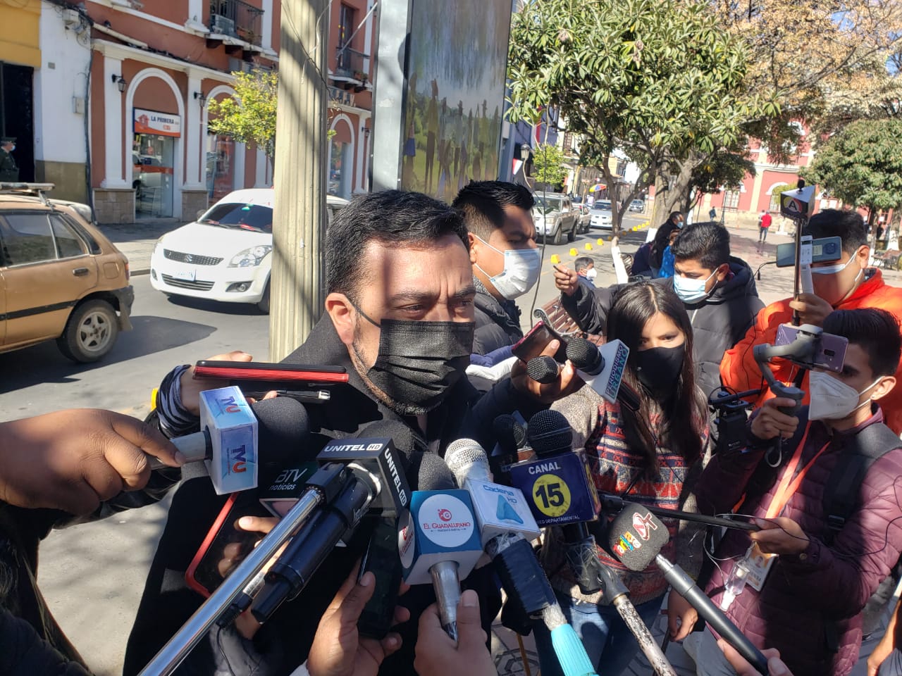 Viceministro de Autonomías afirma que la vacunación es el camino para la reactivación económica