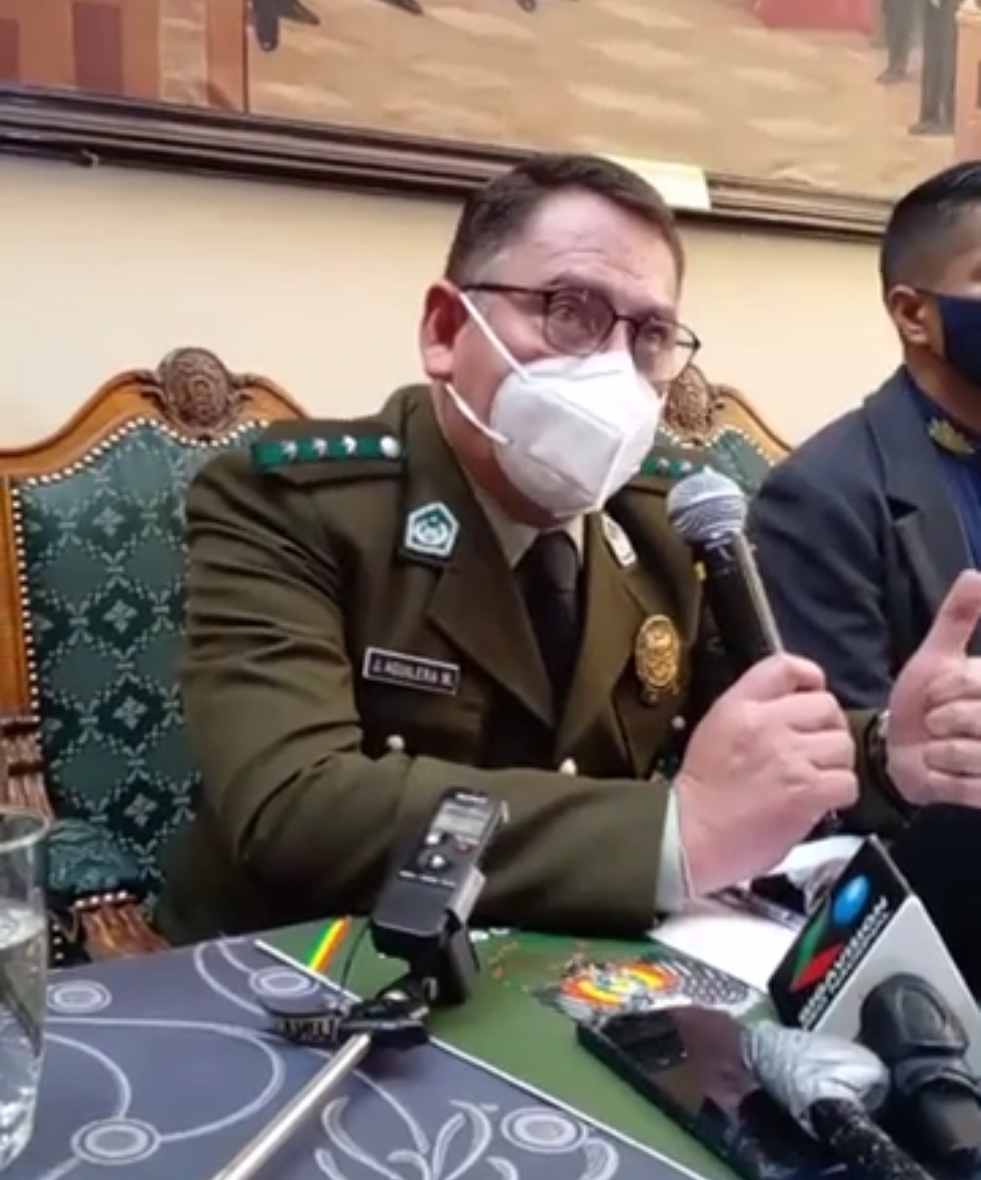 Policía Boliviana confirma que armamento enviado desde Argentina continúa en sus depósitos