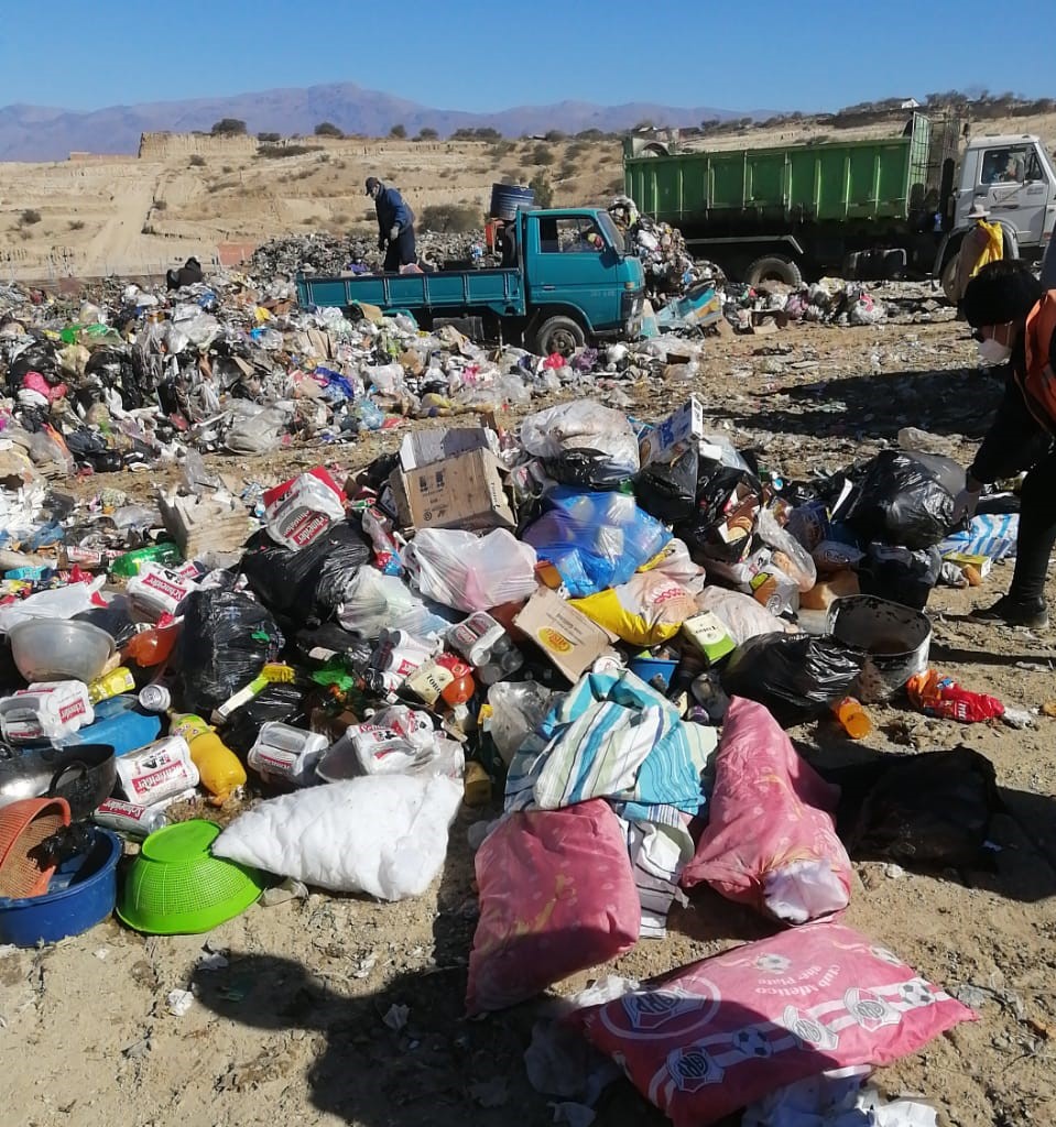 La Intendencia Municipal realizó la destrucción de productos que no cumplían con la normativa que garantice su inocuidad