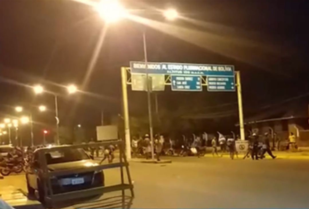Encapuchados saquearon depósitos de la Aduana en Puerto Quijarro
