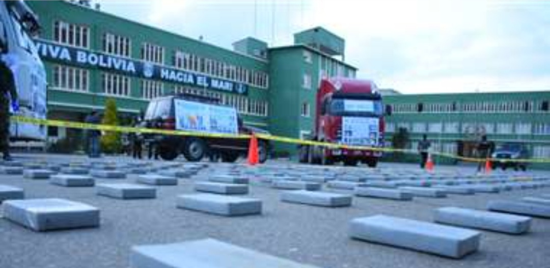 Policía incauta 446 kilos de droga en operativos en la frontera con Perú