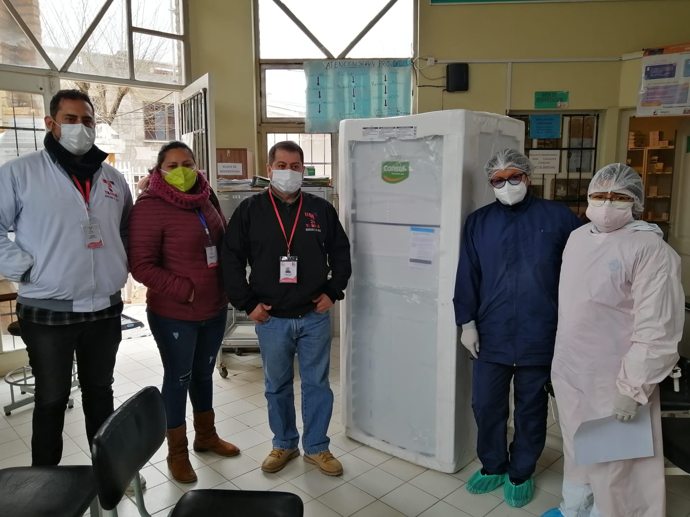 Alcaldía entrega 16 heladeras para la conservación de vacunas COVID-19 a centros de salud del área urbana y rural