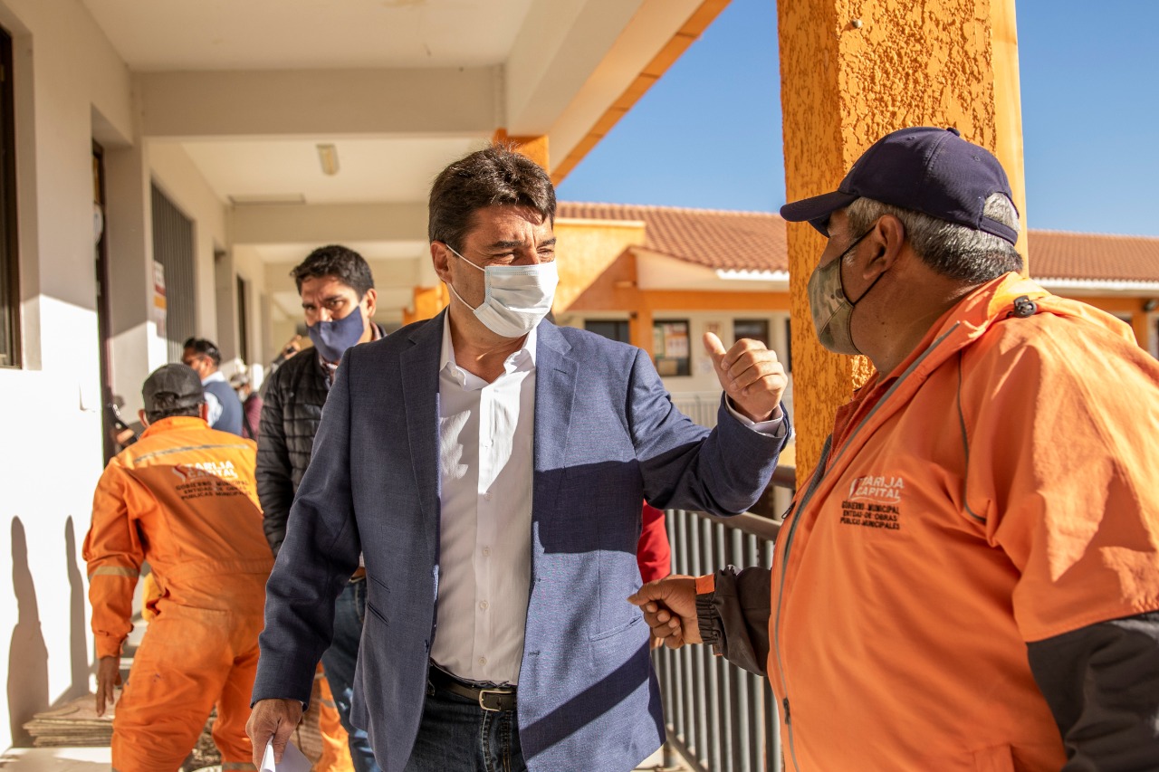 Alcaldía de Tarija agiliza la refacción de unidades educativas