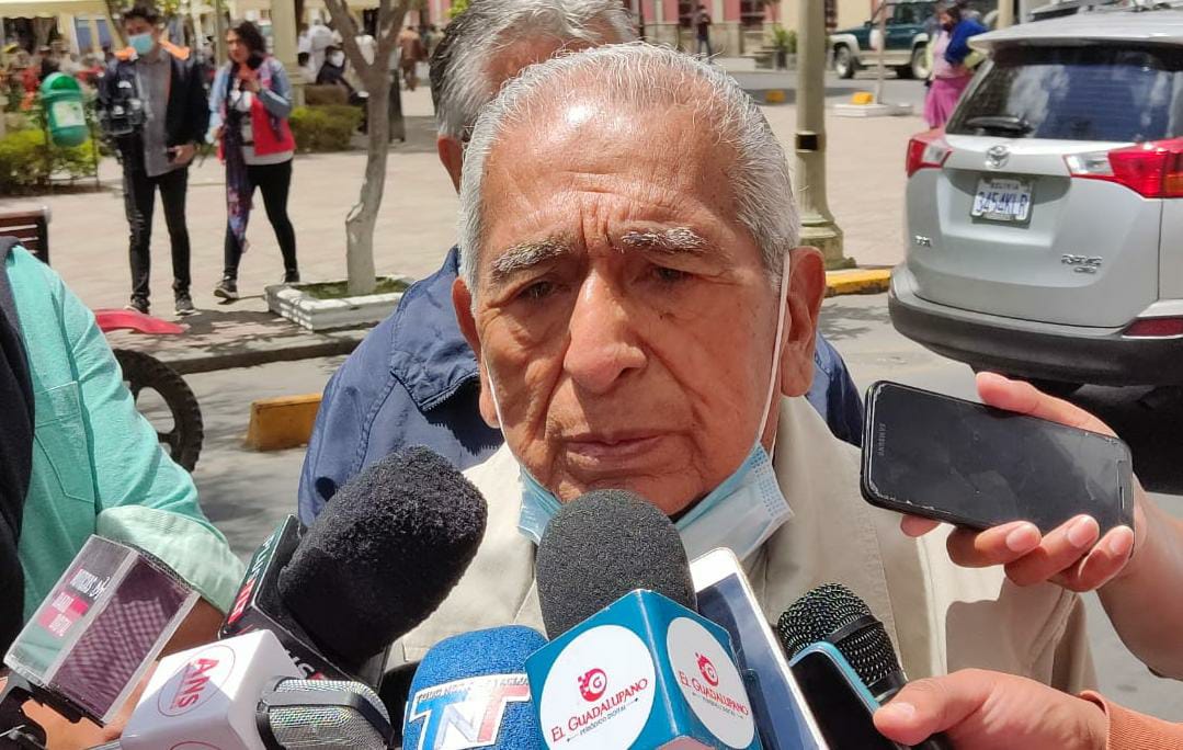 Gobernación entregará a adultos mayores cuatro canastas de la gestión 2021