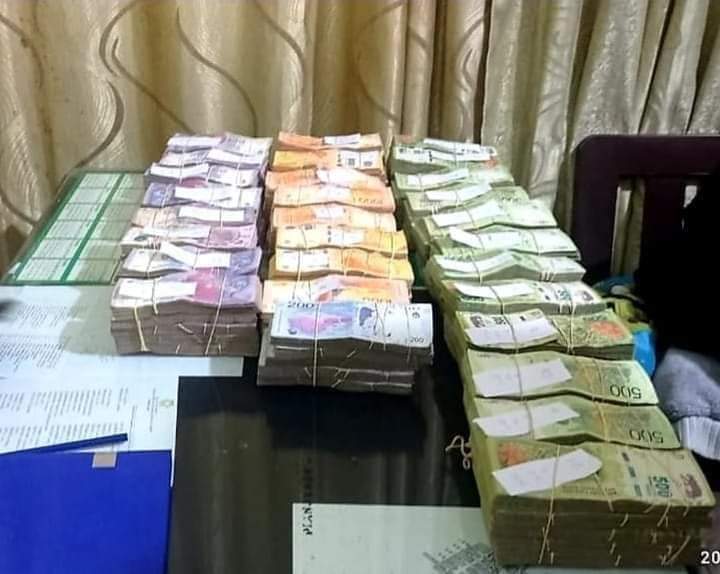 Armada Boliviana sorprende a dos personas con 7.080.000 pesos argentinos en Bermejo